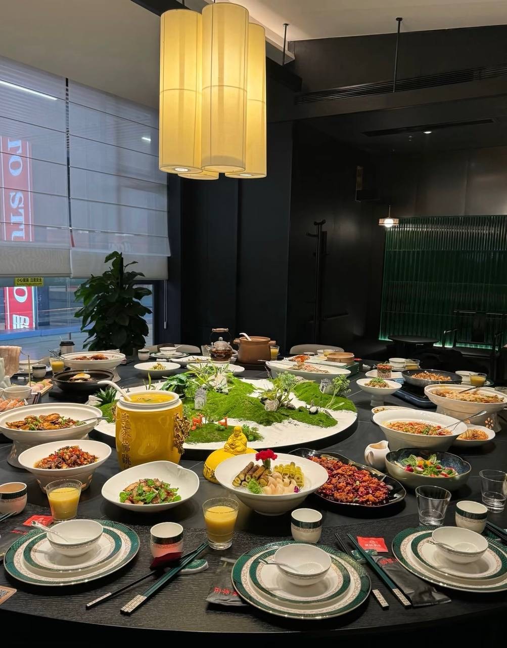 99厅酒店餐厅